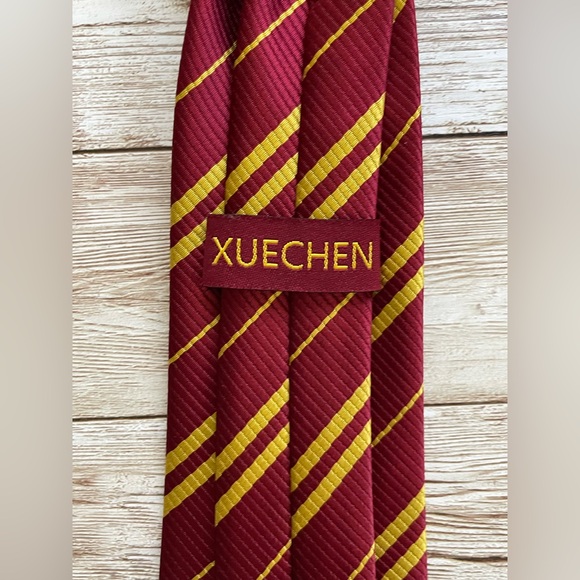 RESERVED FB GREAT FOR HARRY POTTER COSPLAY DRESS UP RED & GOLD TIE - Picture 13 of 16